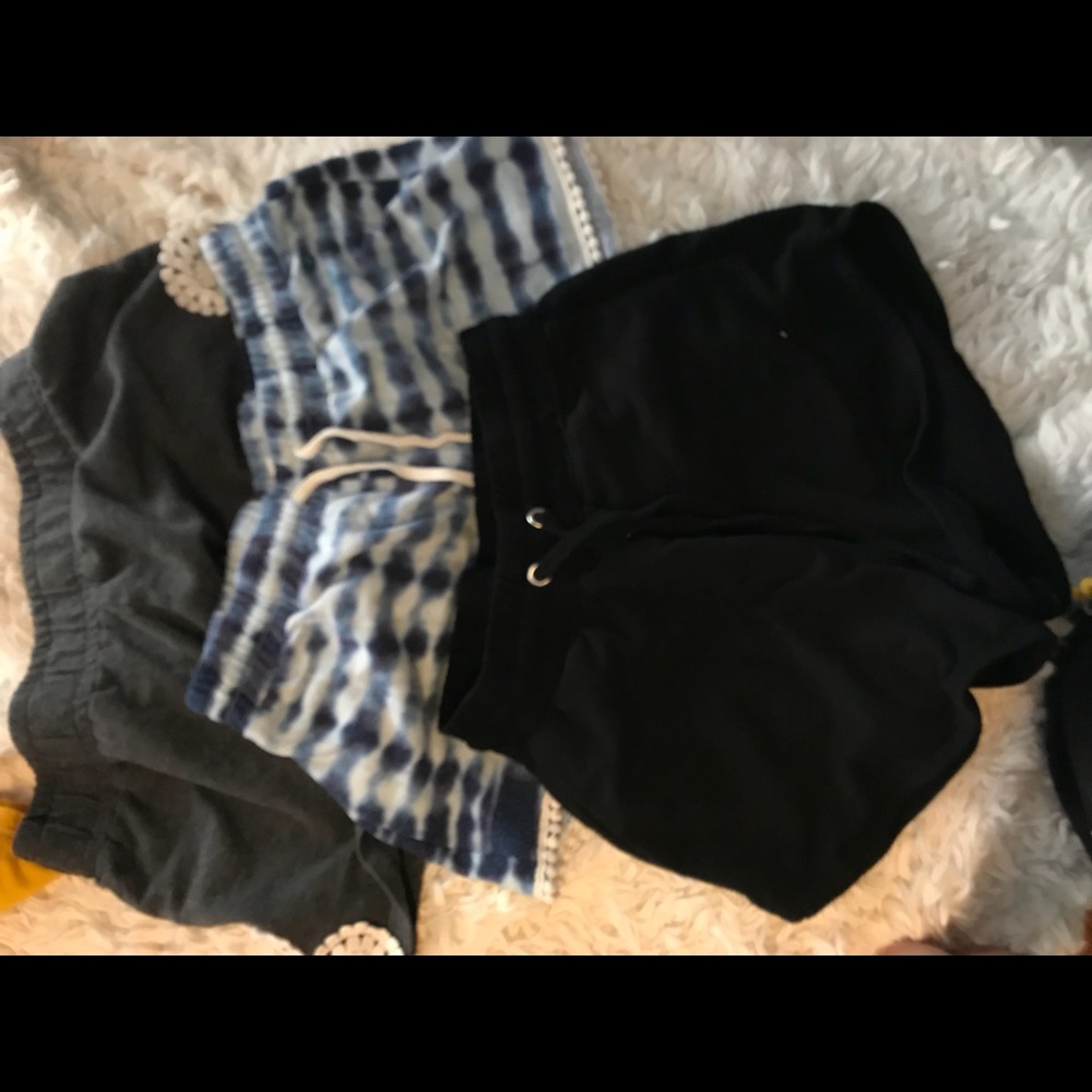 3 pairs shorts